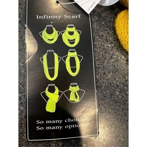 FASHION ANN & EVA YELLOW trendy scarf wrap - Picture 3 of 6